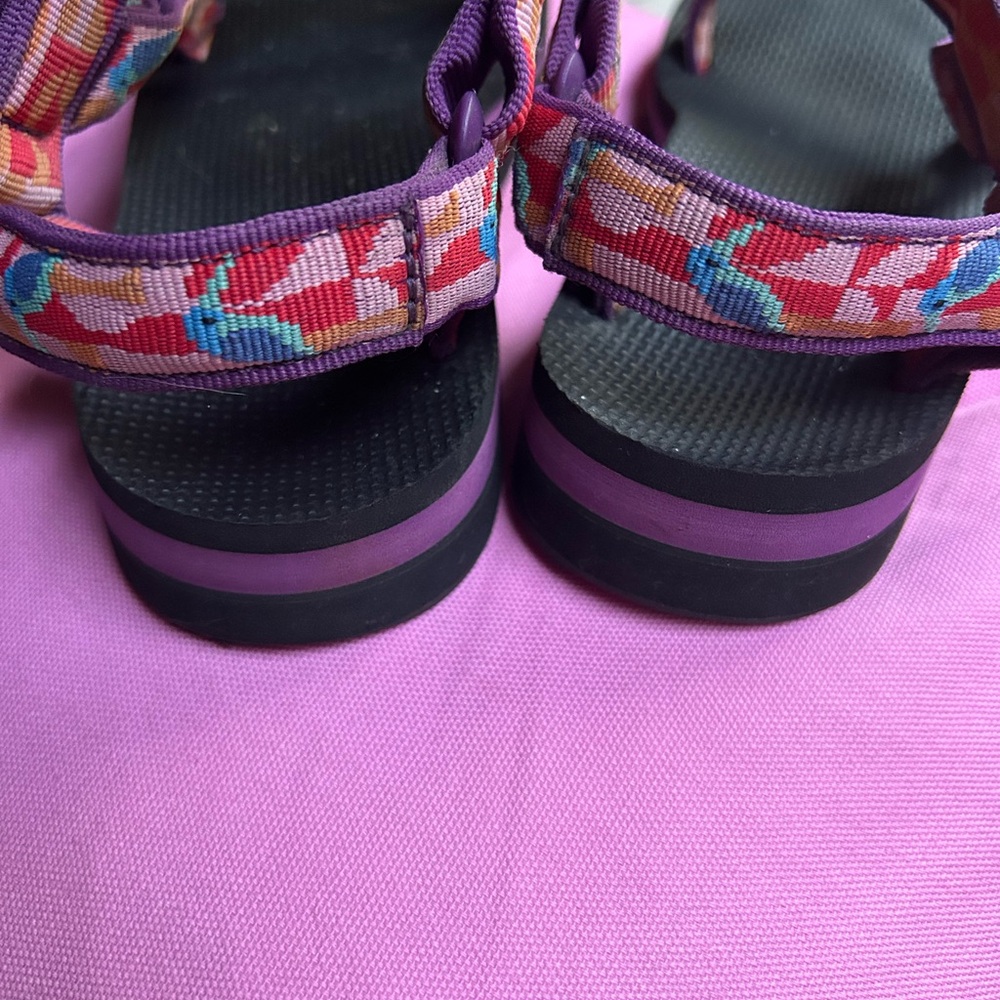 Teva Hummingbird - Picture 2 of 4